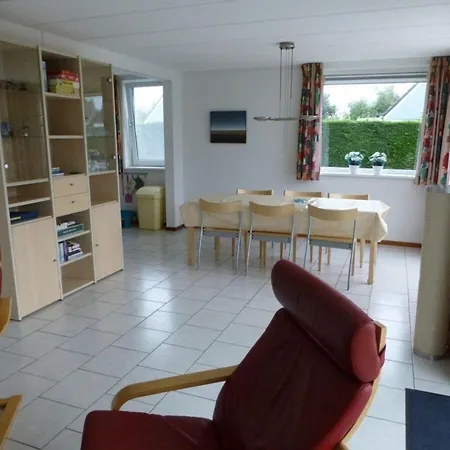 Holiday home For 6 People, Near The Sint Maartensvlotbrug