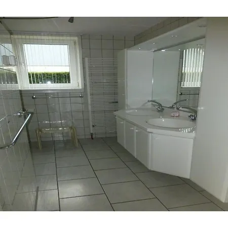 For 6 People, Near The Sint Maartensvlotbrug