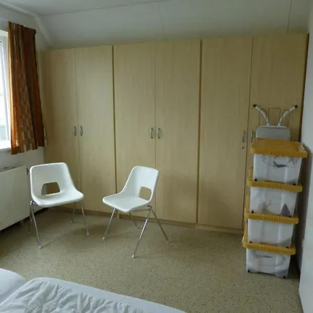 بيت للعطل For 6 People, Near The *