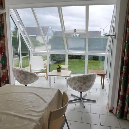 For 6 People, Near The Casa vacanze Sint Maartensvlotbrug