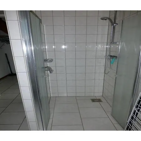 Casa vacanze For 6 People, Near The Sint Maartensvlotbrug