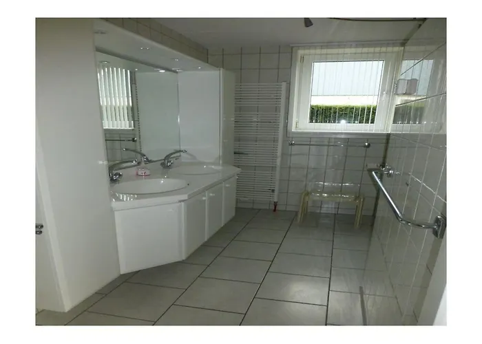 For 6 People, Near The Sint Maartensvlotbrug