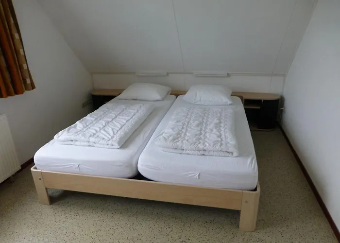 Feriehus For 6 People, Near The Sint Maartensvlotbrug