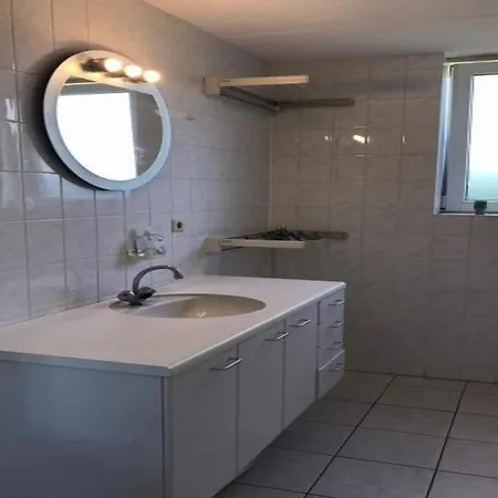 Holiday home For 6 People, Near The *